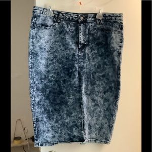Acid wash Jean Pencil skirt